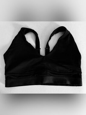 Fabletics Black V-Neck Wireless Sports Bralette